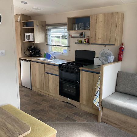46 Pine Ridge Poole Exterior foto